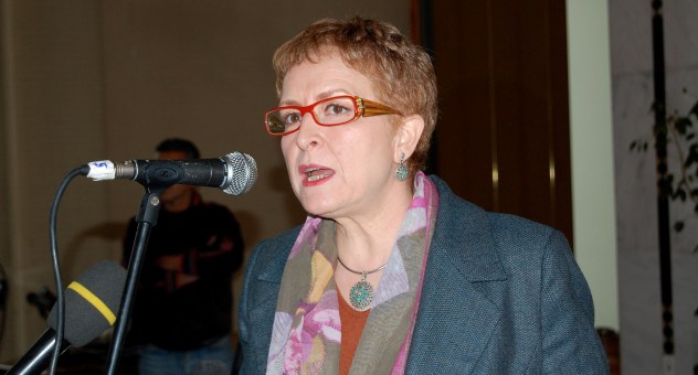 Madame la Ministre de la Culture. Source photo : lemidi-dz.com